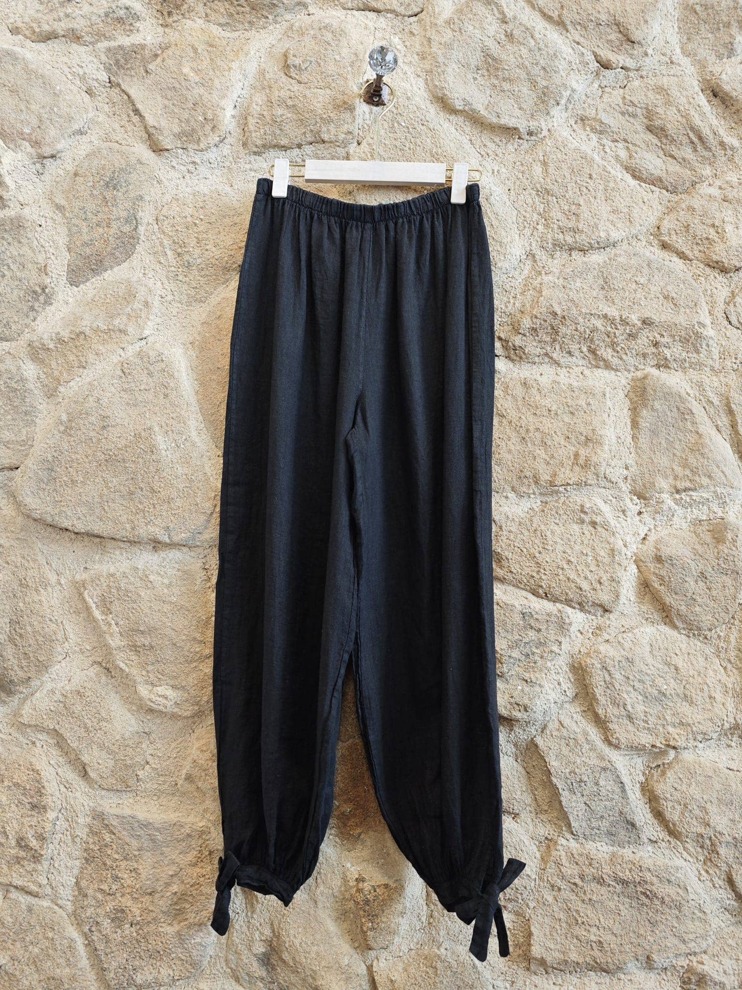 Ref-18324 Ankle-length pants with bow, 100% linen: Camel